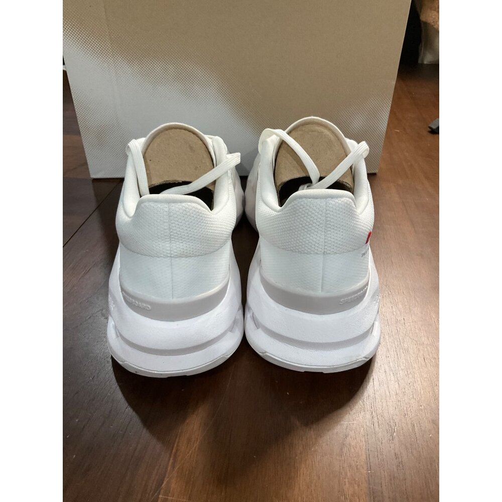 ON Cloudpulse Sneakers in Undyed & Frost 9 with box Mens Athletic Shoes - Picture 8 of 16